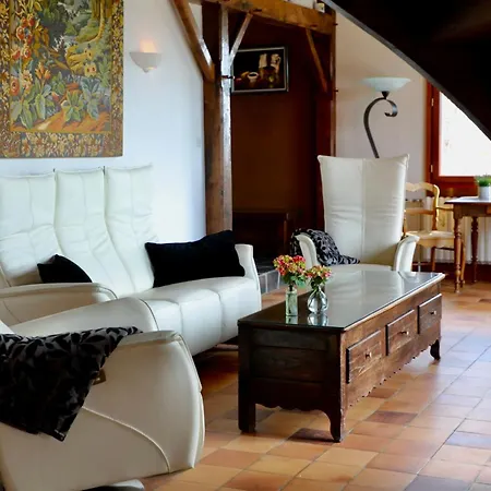 Le Bon 200m2 House Seaview
